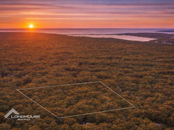 140 Hands Creek Rd, East Hampton, NY 11937