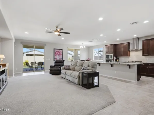 10556 E TEXAS Avenue, Mesa, AZ 85212