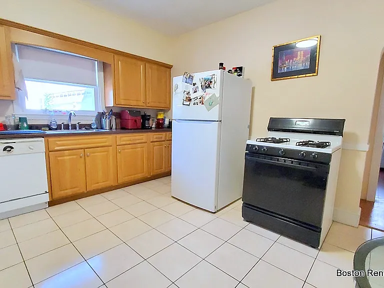 757 Somerville Ave #1 — Photo 4