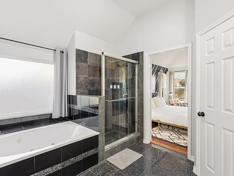 3508 Misty Meadow Dr — Photo 23