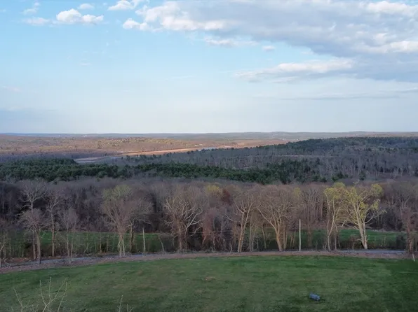 213 Long Hill Rd, West Brookfield, MA 01585