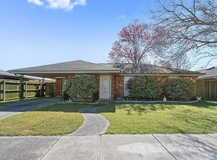 704 Ellen Dr, Chalmette, LA 70043