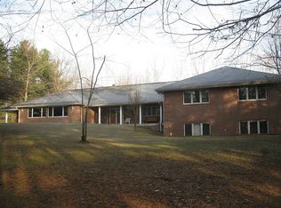 4321 E Tudor Rd, Berrien Springs, MI 49103