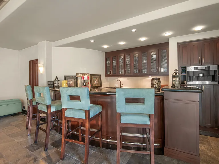 1650 Mesa Ridge Ave — Photo 41