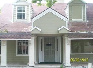 2390 Muscupiabe Dr, San Bernardino, CA 92405