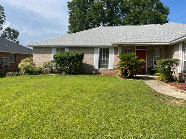 6944 Raburn Rd, Pensacola, FL 32526