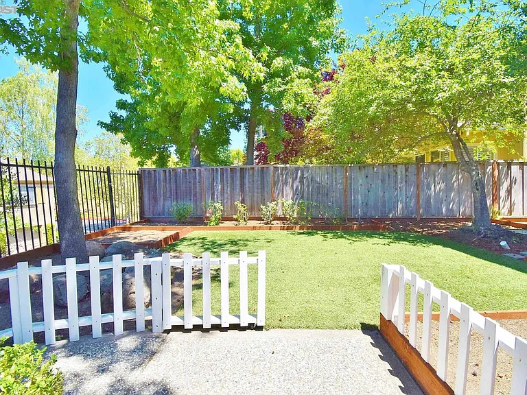 74 Canyon Green Way — Photo 55