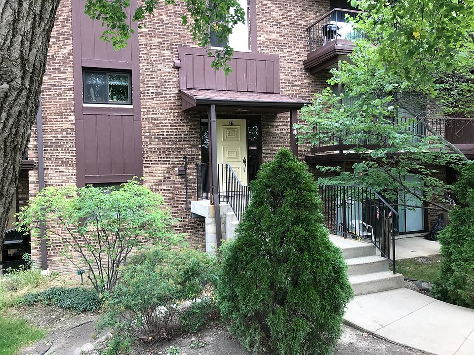1st image of 64 W 64th St APT 102