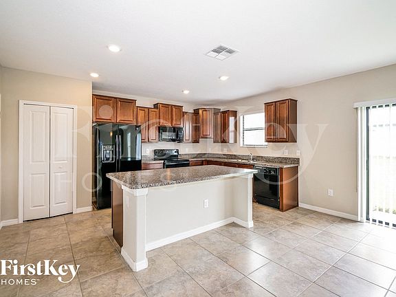 4th image of 12618 Lemon Pepper Dr