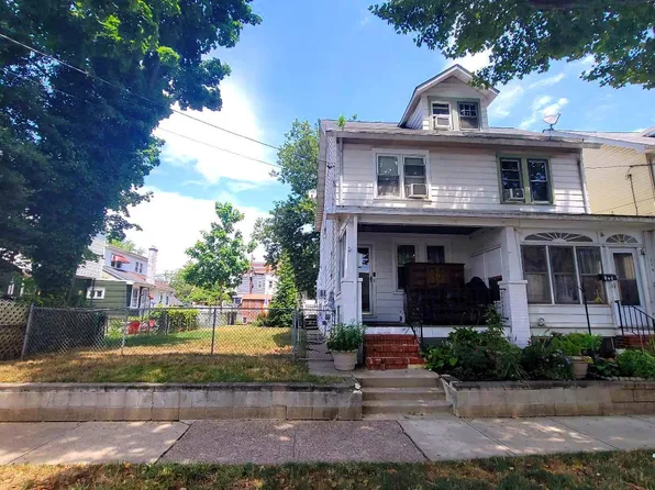 108 Howell St, Trenton, NJ 08610