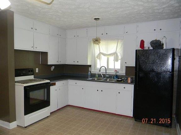 4th image of 717 W Cleary St