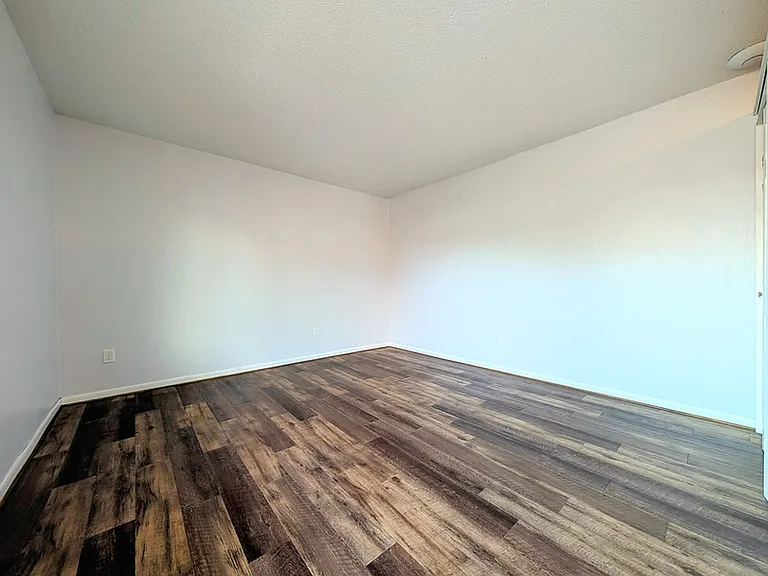 1010 Washington St #101 — Photo 3