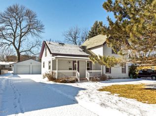 912 N 6th St, Lake City, MN 55041