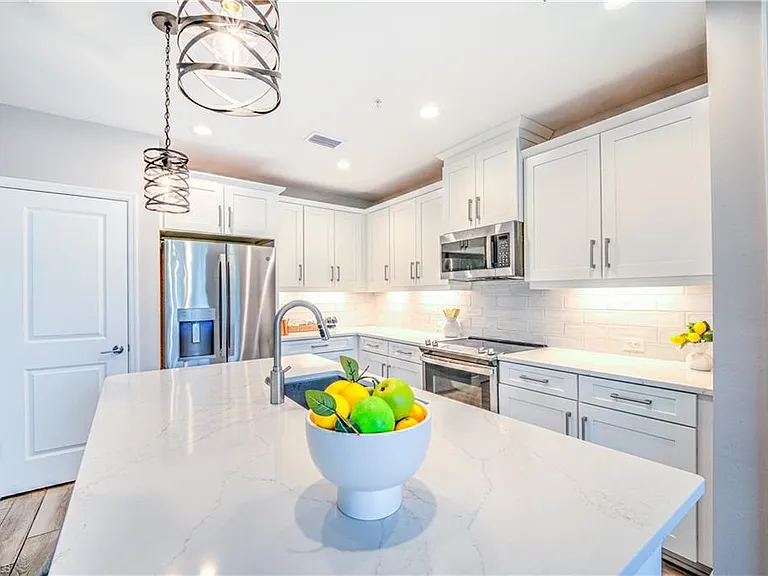 2626 Seychelles Cir #1404 — Photo 6