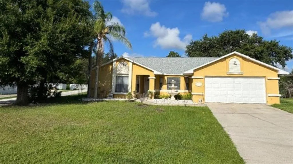 4 bed, 2.0 bath, 1890 sqft, $2,100 — Photo 3
