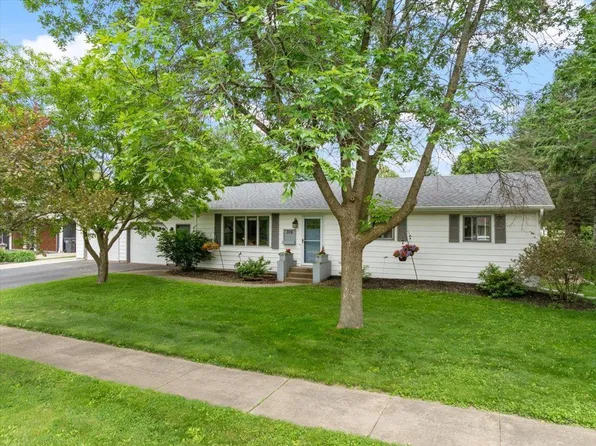 315 South LINDEN AVENUE, Marshfield, WI 54449