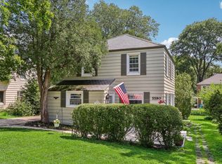 5590 Angle Ln, Greendale, WI 53129