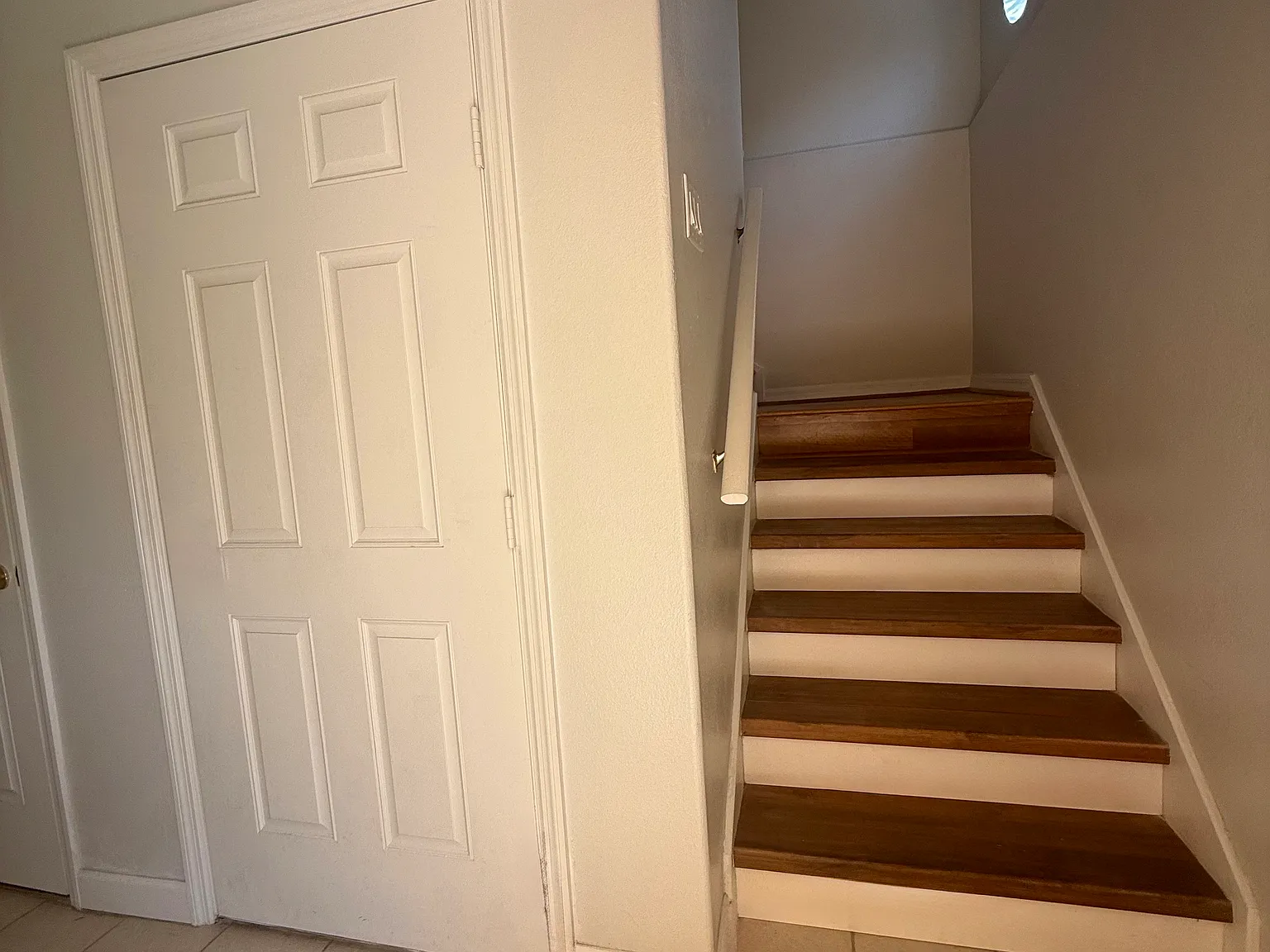 445 Bayou Village Dr — Photo 2
