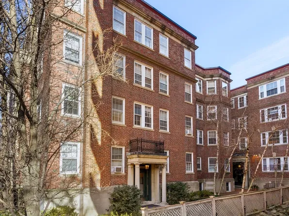 31 Concord Ave APT 15, Cambridge, MA 02138