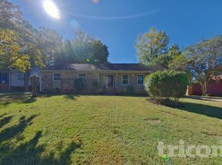 6910 Saddle Ridge Rd, Charlotte, NC 28212
