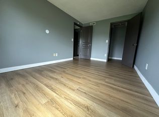 101 N McReynolds Ct #6C, Peoria, IL 61605