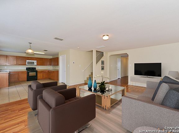 5th image of 6131 Amherst Bay