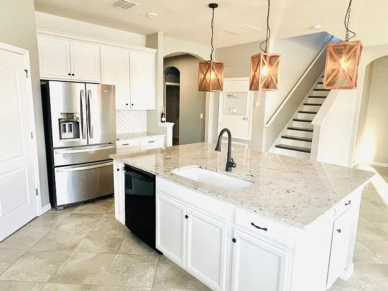 11321 Leland Groves Dr — Photo 3