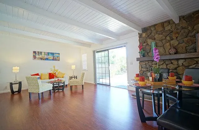 43649 Salem Way — Photo 1