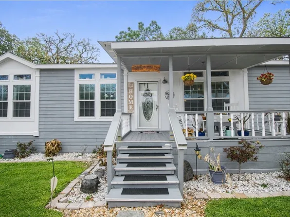 11783 Water Bluff Dr E, Jacksonville, FL 32218