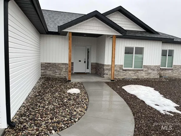 2131 Q St, Heyburn, ID 83336