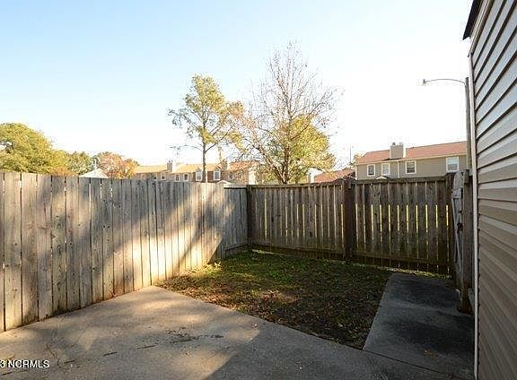 5th image of 108 King George Court