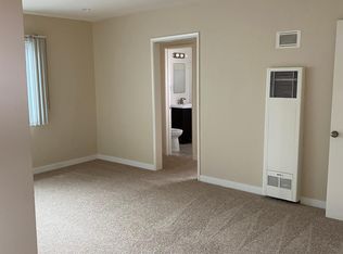 2520 3rd St APT 11, Santa Monica, CA 90405