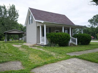 250 W Franklin St, Lyons, IN, 47443