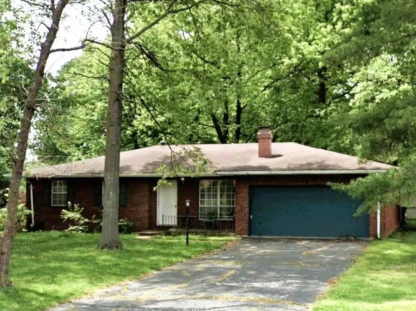 5 Lakeview Dr, Freeburg, IL 62243