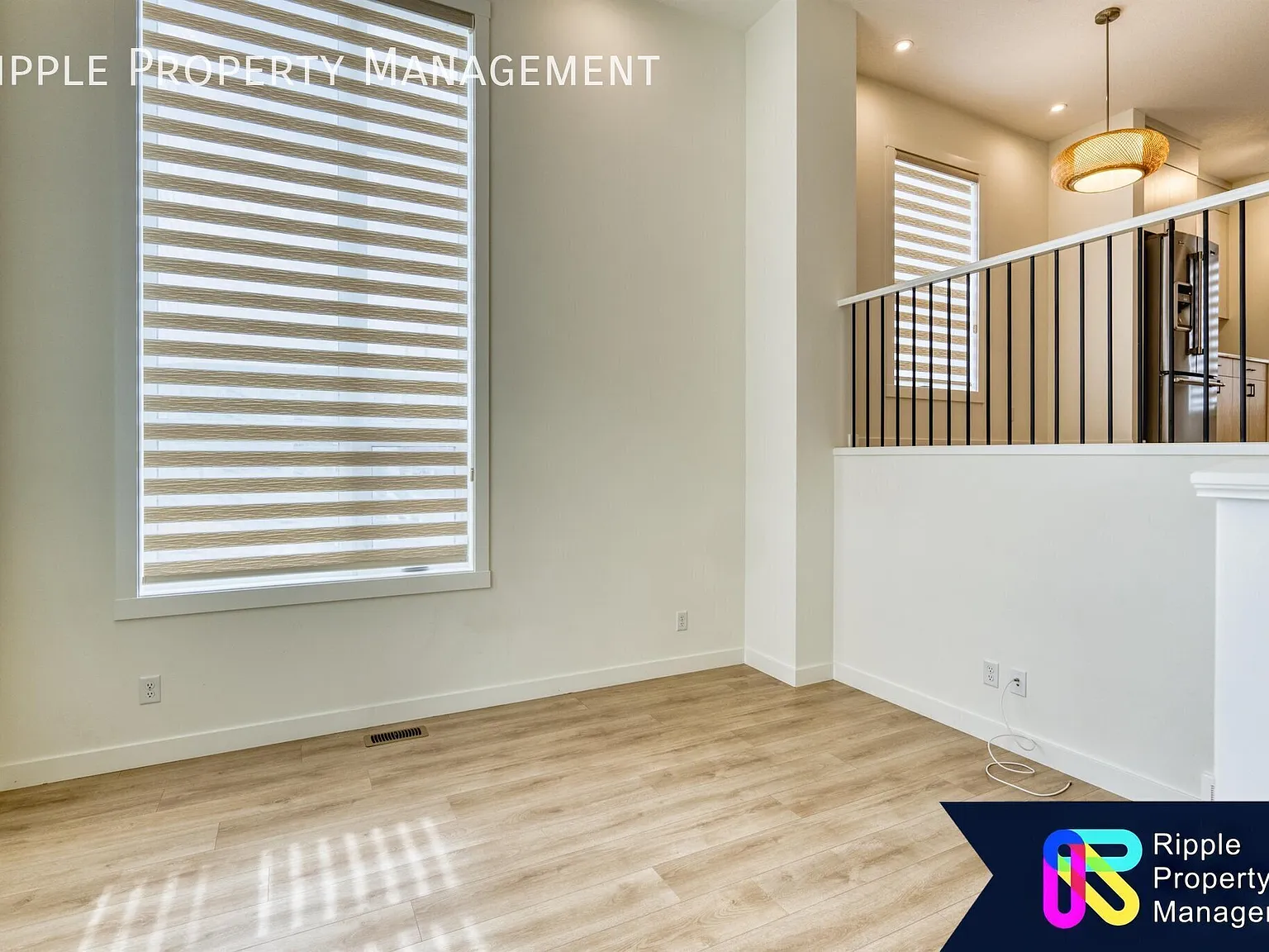 Gorgeous 3 Beds 2.5 Baths Townhouse In The Community Of Livingston — Photo 3