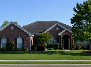 3013 Cobble Farms Dr SE, Hampton Cove, AL 35763