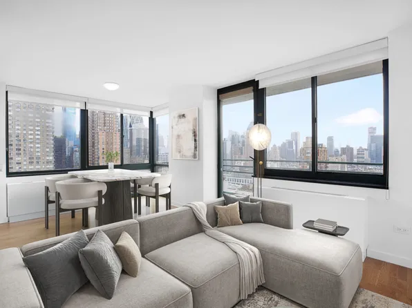 200 West 60th Street 31F image 3 of 46