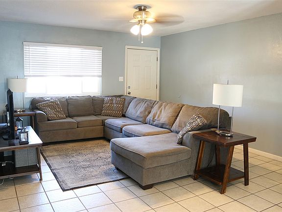 4th image of 2657 S Beverly Ln