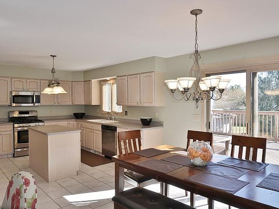 5th image of 14583 Pin Oak Dr