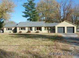 4827 Fosterburg Rd, Alton, IL 62002