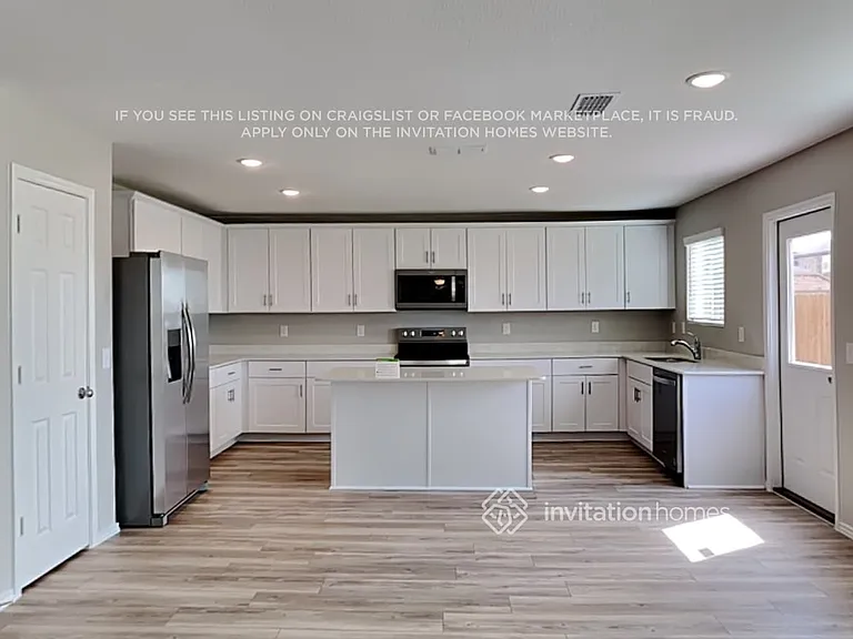 1139 Clear Dusk Ln — Photo 7