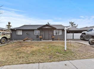 3430 SW Reindeer Ave, Redmond, OR 97756