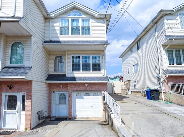 45 Anjali Loop, Staten Island, NY 10314