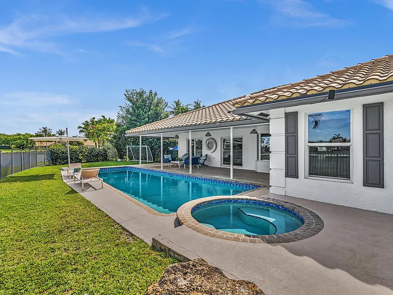 12502 Baywind Ct — Photo 45