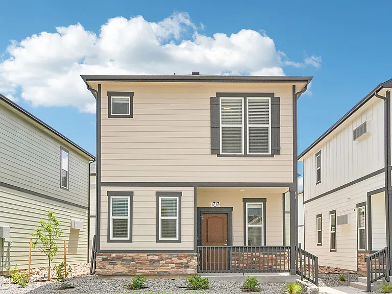Cottages at Aero Park — Photo 27