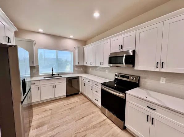 3013 E 36th Ave, 3013 E 36th Ave #1, Spokane, WA 99223