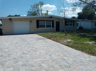 5811 23rd St W, Bradenton, FL 34207