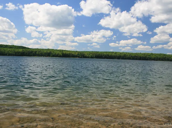 Smoky Lake Dr, Iron River, MI 49935
