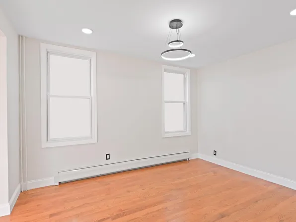 169 West 9th Street image 5 of 29