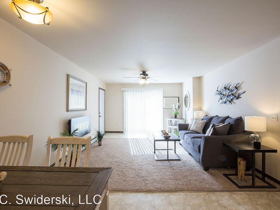1st image of 1655 Sycamore St #4